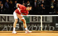 Hạ Nishikori sau ba giờ so tài, Djokovic vào chung kết gặp Murray