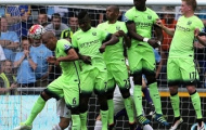 Joe Hart lại bị khuất phục bởi siêu phẩm, Man City cho M.U cơ hội dự Champions League