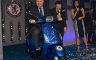 Chelsea tặng Guus Hiddink món quà cực 'cool' trong ngày chia tay