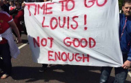 Fan Man United lên kế hoạch đặc biệt 'tiễn' Van Gaal