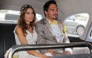 Mats Hummels: Đẹp trai, sexy và chung tình