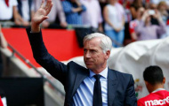 HLV Pardew: 'M.U giờ chứ có phải năm 1990 đâu'