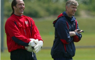 'Wenger phải làm những kẻ chỉ trích câm mồm'