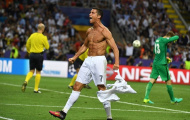 'Tịt ngòi' 120 phút, Ronaldo cởi áo khoe body khủng sau loạt sút 11m