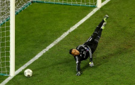 Keylor Navas nhịn đau bắt chung kết Champions League