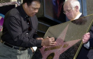 Vì đâu ngôi sao của Muhammad Ali không nằm trên Đại lộ danh vọng?