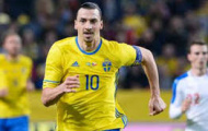 Video: Zlatan Ibrahimovic tả xung hữu đột vs Ireland
