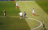 Video: Wayne Rooney bị Joe Allen xỏ háng