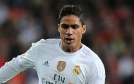 Real chốt tương lai Varane, M.U buồn lòng