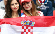 CĐV CH Czech vs Croatia thi nhau đọ sắc trên khán đài