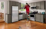 Ảnh chế: Ronaldo 'mong manh dễ vỡ' từ ngày hụt pen; Trung Quốc khẳng định 'sức mạnh' khủng khiếp ở EURO 2016