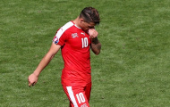 Xhaka sút hỏng phạt đền, cổ động viên thi nhau mỉa mai Arsenal