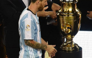 Messi đổ gục sau khi đá hỏng penalty, dâng chức vô địch cho Chile