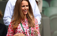 Kim Sears mặc thời trang đưa con gái Sophia đi cổ vũ Murray