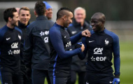 Cựu sao Liverpool khuyên M.U bỏ Pogba, chọn Kante và Payet