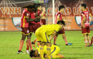 Lượt 2 Vòng 15 V-League: HAGL chưa xuống hạng, lại có mưa bàn thắng
