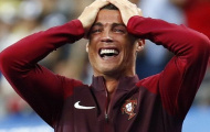 CR7 'khóc như mưa' trong ngày Bồ Đào Nha vô địch EURO 2016