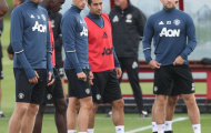 Đội hình đá chính của M.U ở trận đầu tiên thời Mourinho