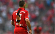 Gặp lại Pep, Ribery chơi cực 'sung', rách luôn áo