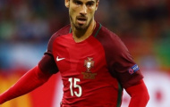 Barca lại mua tiền vệ: Chuyện quái quỷ gì đang diễn ra?