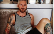 Sau 1 đêm, Lionel Messi bạc trắng đầu