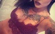 Nóng mắt với cô nàng xăm trổ Kayla Cadorna