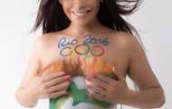 Miss Bumbum lại tung ảnh nóng trước thềm Olympic
