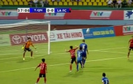 Những tình huống xử lý khó hiểu vòng 17 V-League 2016