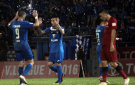 Từ những sắc màu trên sân Cẩm Phả...