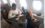 Oezil: London đang vẫy gọi