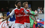 Đại chiến Liverpool, Wenger cầu viện tài năng trẻ