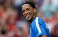 Video: 5 bàn/trận, Ronaldinho làm bùng nổ làng futsal thế giới