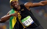 Bolt quay lại nhìn đối thủ khi về nhất tạo cảm xúc ở Olympic