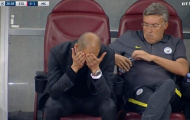 Pep ôm mặt, nói gì về 2 quả penalty hỏng ăn của Aguero?