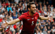 Video: Hakan Calhanoglu - Người dọn cỗ quen thuộc cho Chicharito