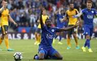 Cầu thủ Leicester ngã trong vòng cấm, trọng tài ngó lơ, Arsenal thoát thua kịch tính