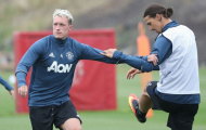 Đã rõ tương lai Phil Jones