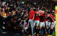 Fan Man United gãy chân sau màn ăn mừng với Rashford