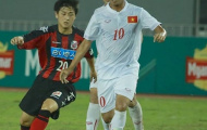 Cầu thủ Nhật nhỏ bé bên cạnh U19 Việt Nam