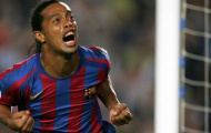 Nóng: Ronaldinho bất ngờ trở lại Barcelona