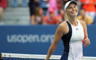 Wozniacki thắng tưng bừng, Kerber loại Kvitova
