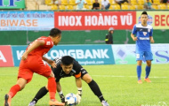 Thói quen sơ đẳng khiến thủ môn Huỳnh Tuấn Linh trả giá đắt