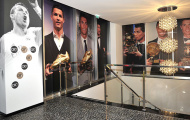 Ý tưởng của anh trai đang giúp Ronaldo kiếm tiền