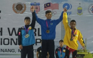 Nhẹ hơn đối thủ 250 g, đô cử Việt Nam giành HCV trẻ thế giới