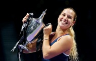 Người đẹp 1m60 lần đầu đăng quang WTA Finals