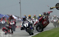 Những tai nạn nguy hiểm trên đường đua Moto GP