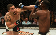 UFC: Knock-out đối thủ sau 20 đòn đấm vỗ mặt