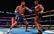 Cựu vô địch WBA hạng nặng thế giới có cơ hội 'rửa hận' sớm