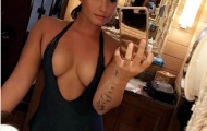 Rạo rực ngắm body đẹp như tạc của Demi Lovato