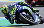 Valentino Rossi nhập viện vì lái 'xe cào cào' ở Italy